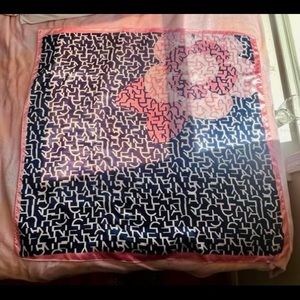 Silky texture scarf for summer